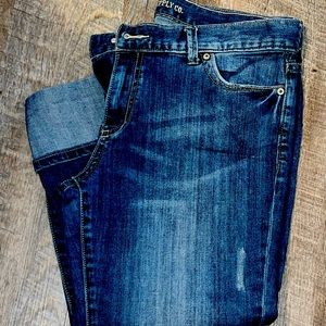 Mossimo Jean capris size 15